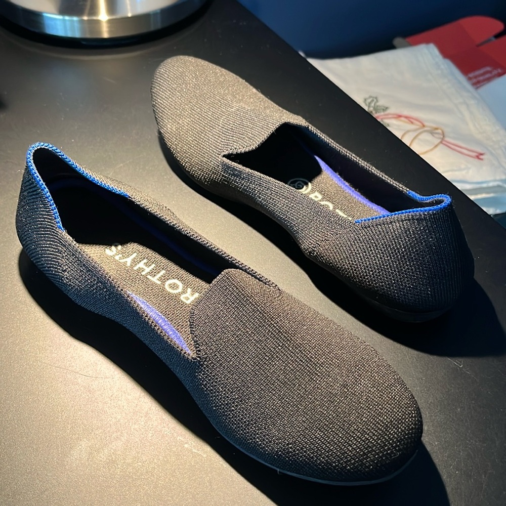 Rothy’s black The Loafer